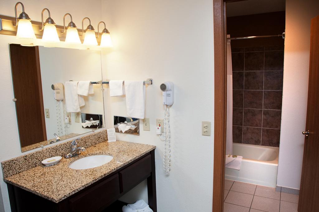 Motel Americas Value &