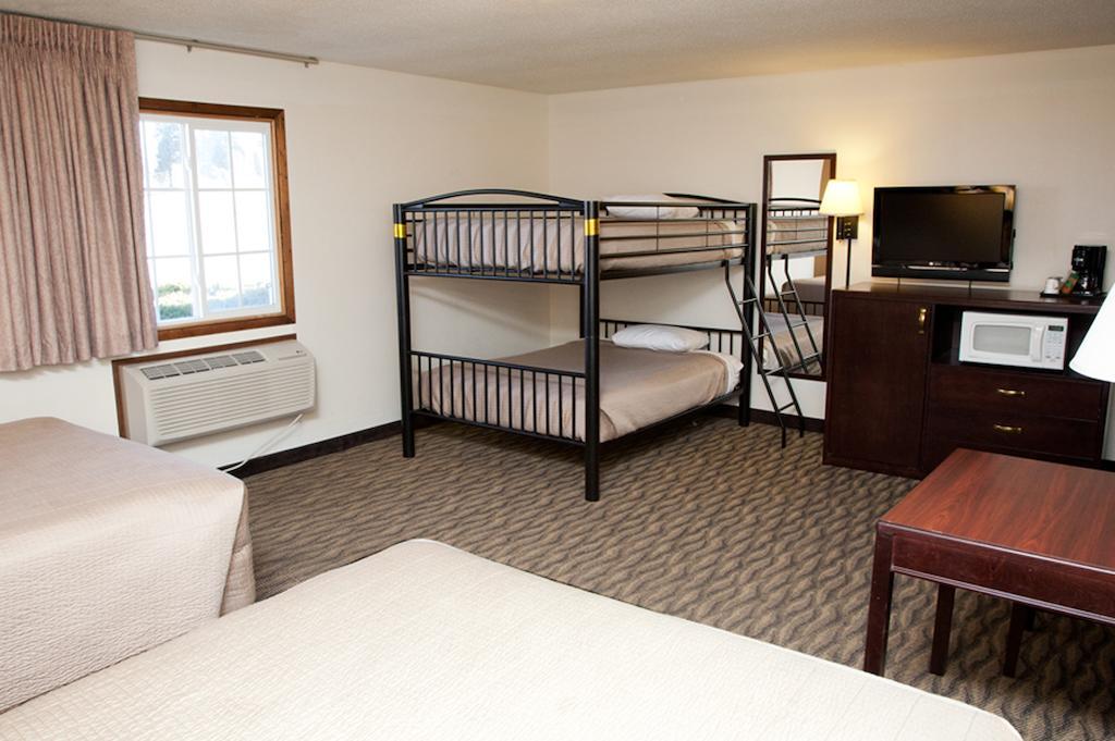 Motel Americas Value &